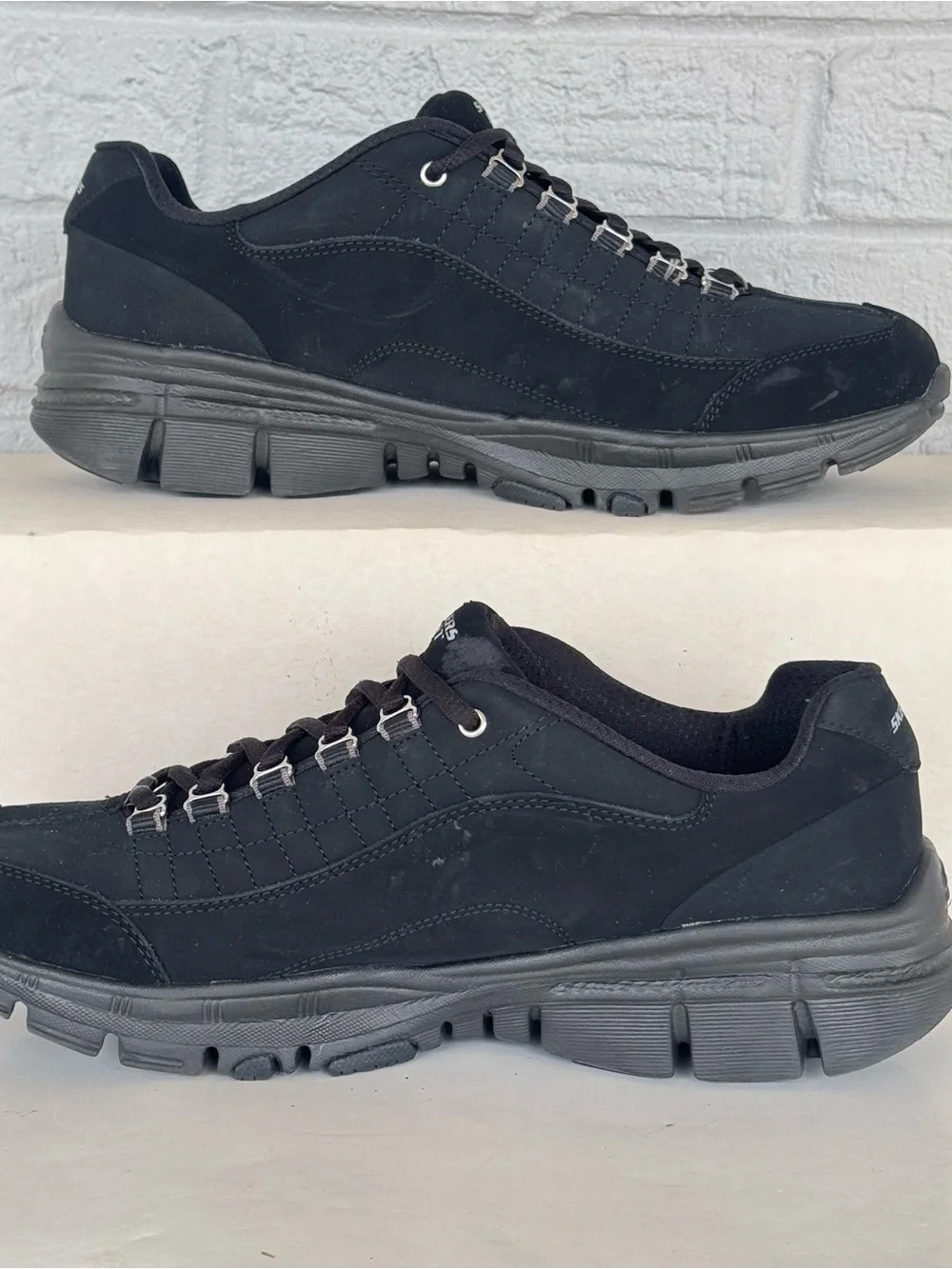Skechers ✨black synergy